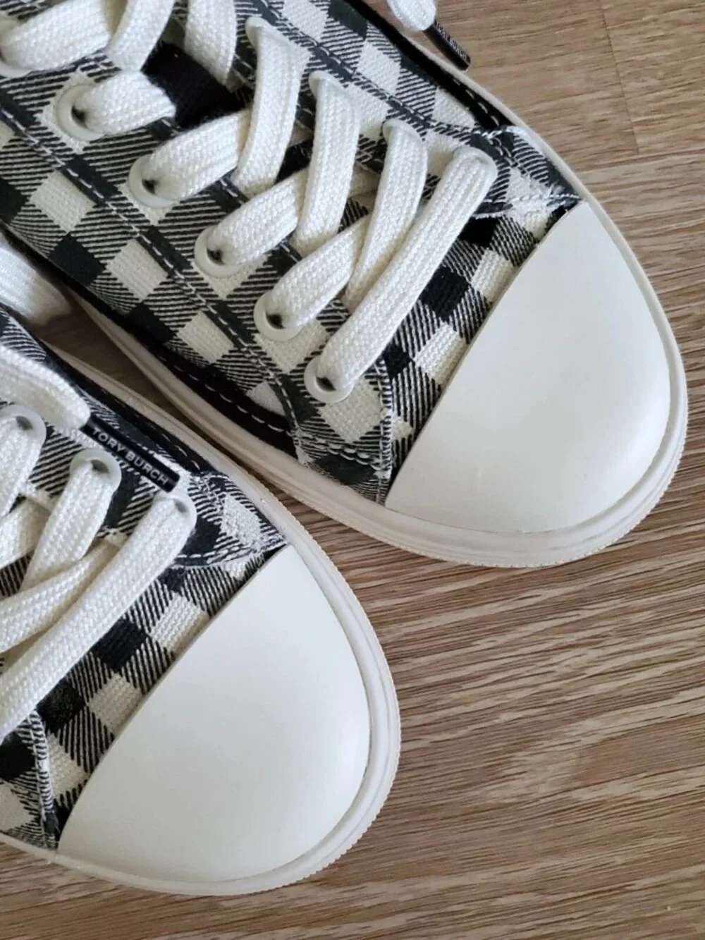 Tory Burch Classic Court Lace Up Black Gingham Canvas Sneaker Size 6